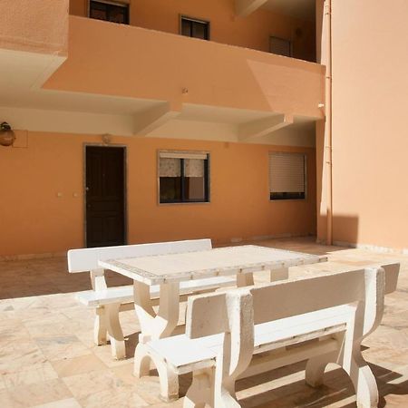 Sao Bernardino Beach House Atouguia Da Baleia Dış mekan fotoğraf